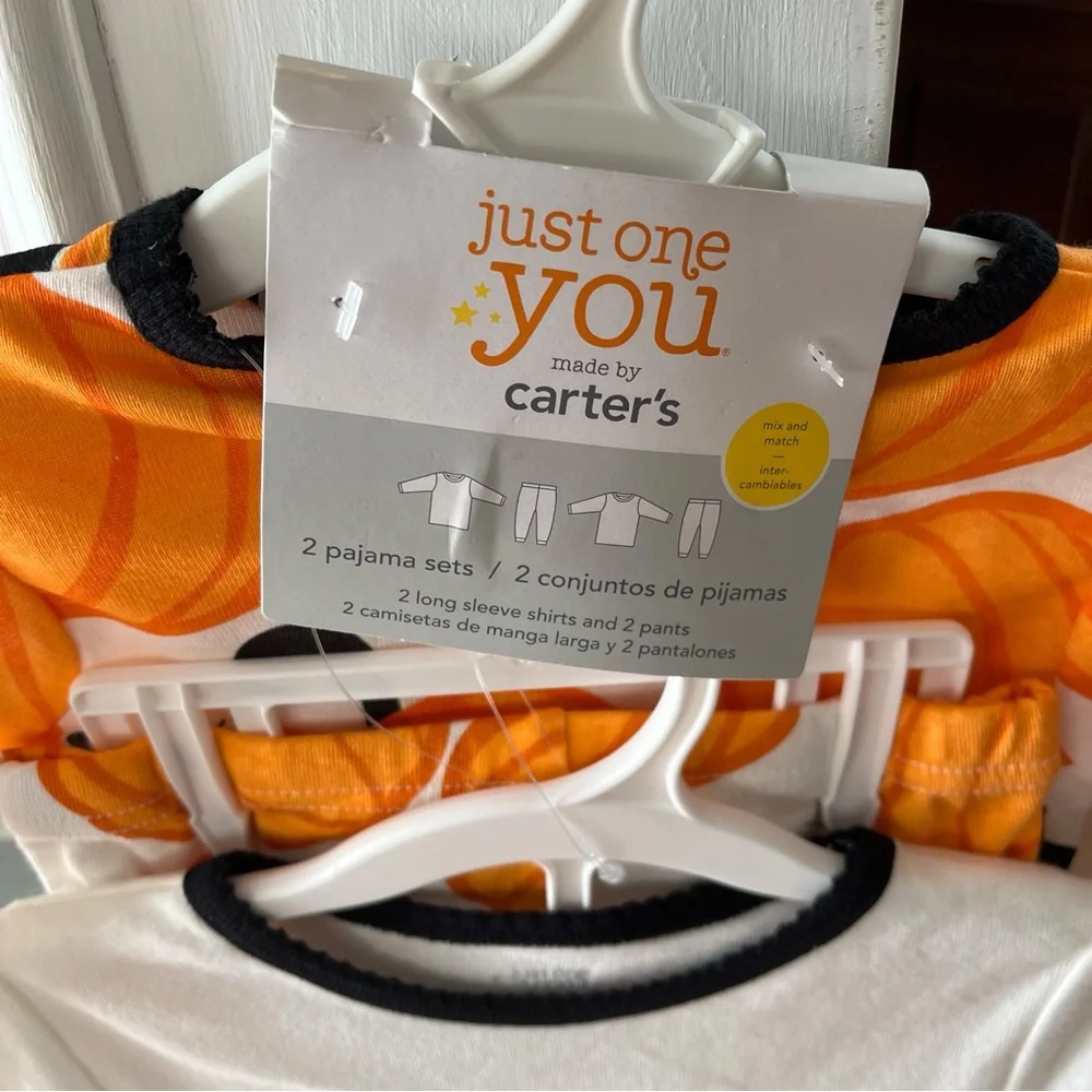 Carter’s Halloween pj set of two NWT
